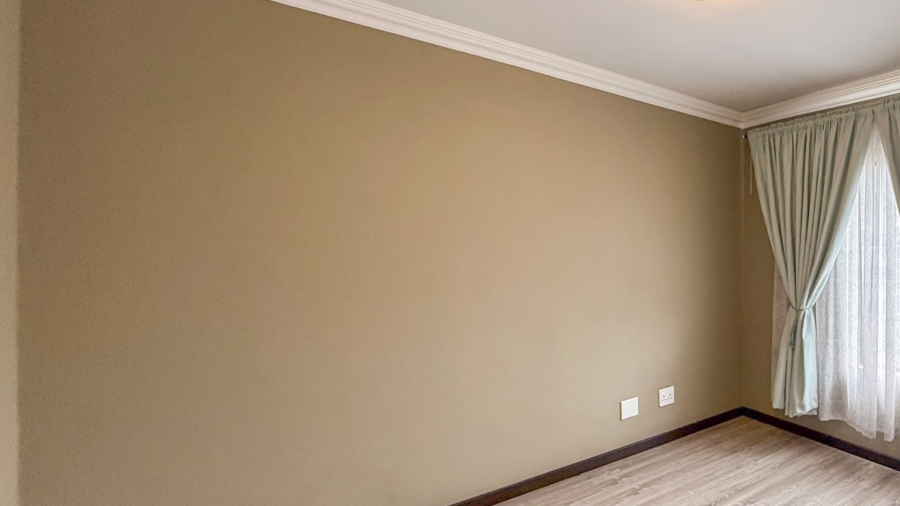 4 Bedroom Property for Sale in Birdwood Estate North West